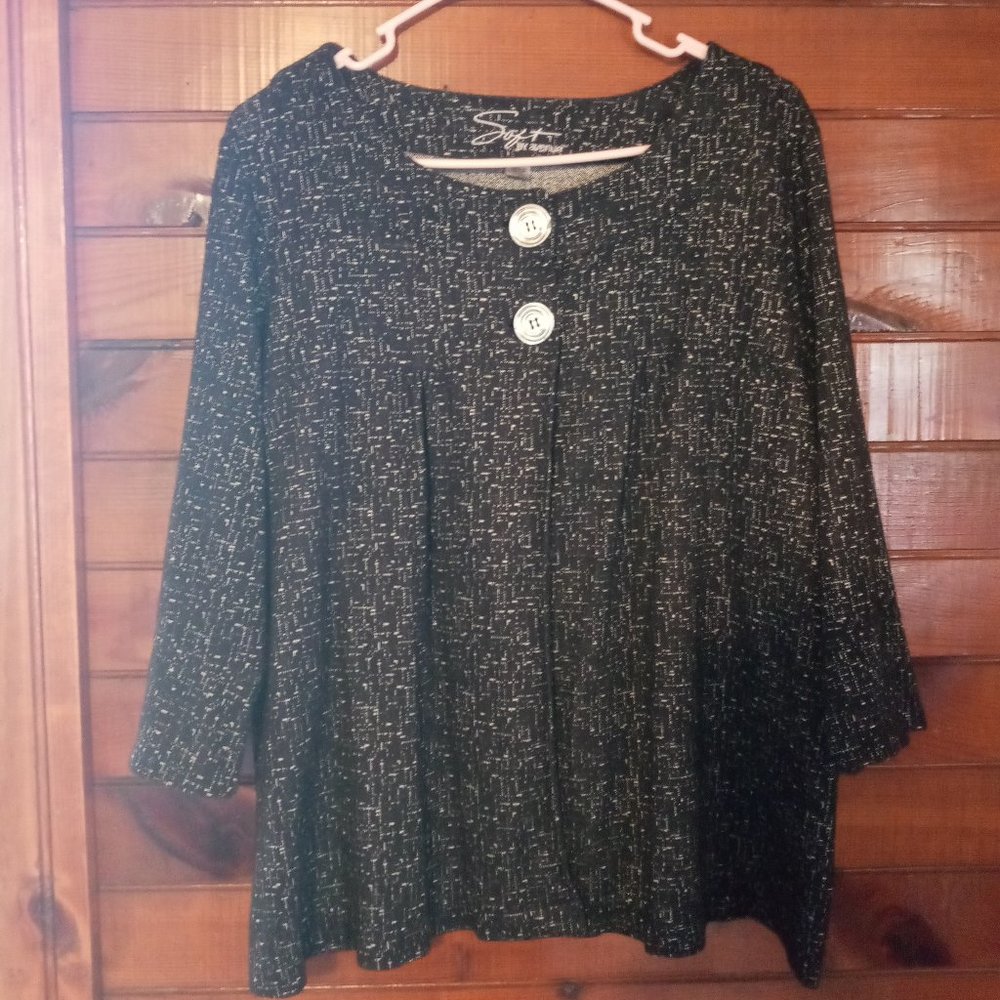 Soft by Avenue Black Poncho with White Pattern, 18/20
